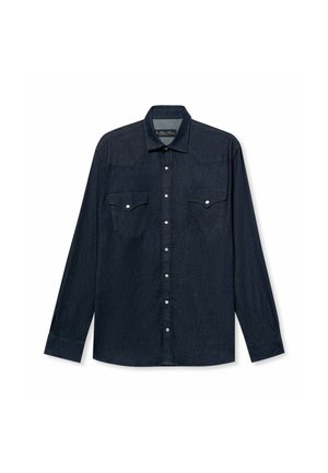 Donkerblauwe denim shirt met lange mouwen, knoopsluiting aan de voorkant, twee klepborstzakken met knopen en een klassieke kraag.