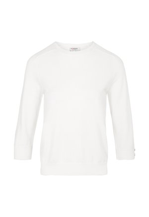 Pull en tricot blanc avec un col rond et des manches trois-quarts, doté de poignets et d'un ourlet côtelés pour une texture supplémentaire.