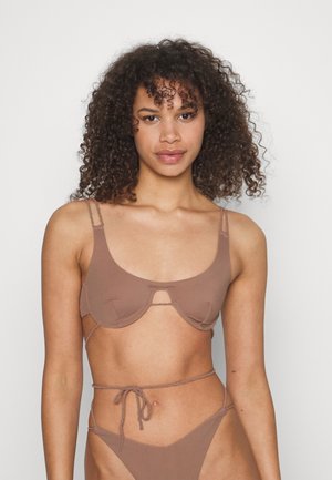 We Are We Wear SAMIRA UNDERWIRE CHAIN STRAP - Πάνω μέρος μπικίνι - mushroom