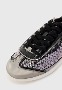 Pinko REBY - Joggesko - pewter