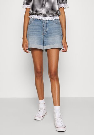 Szorty jeansowe