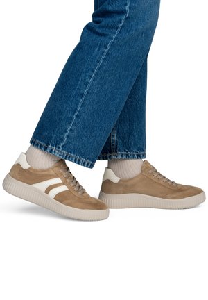 Remonte, REMONTE SNEAKER D3E00 - Trainers - beige