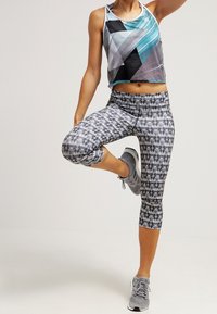 adidas Performance Pantalon 3/4 de sport - grey