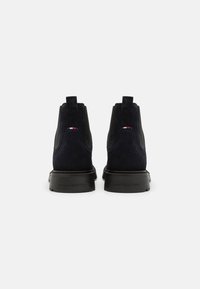 Tommy Hilfiger COMFORT  - Stivaletti - desert sky