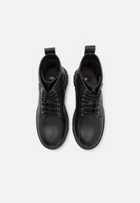 Tommy Jeans Stivaletti con plateau - black