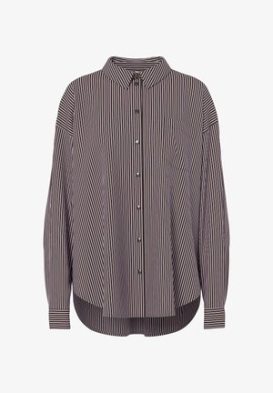 Crna i bijela košulja s dugim rukavima, okomito prugasta, kopča se na gumbe, sa šiljastim okovratnikom i džepom na prsima, ležernog kroja s zaobljenim rubom.