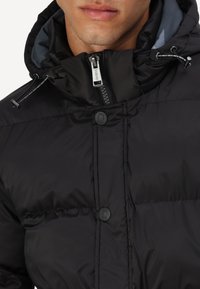 Guess STRETCH JACKET - Ziemas jaka - jet black