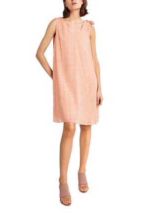 Day dress - make up leaf minimal