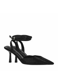 Tacchi slingback neri con punte appuntite, adornati con strass. Presentano due cinturini, una fibbia e un tacco a stiletto lucido di 7 cm.