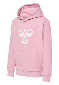 Rosa Kapuzenpullover mit einer Fronttasche, ausgestattet mit einem weißen Grafikdesign, das einer abstrakten Biene ähnelt. Aus weichem Baumwoll-Mischgewebe, lässige Passform.