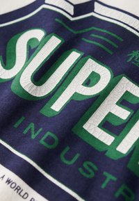 Superdry & Co RINGER WORKWEAR GRAPHIC - Camiseta estampada - winter white eclipse navy