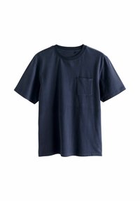 Marineblaues kurzärmliges Baumwoll-T-Shirt mit Rundhalsausschnitt und kleiner Brusttasche auf weißem Hintergrund.