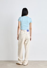 HUGO - T-shirt basic