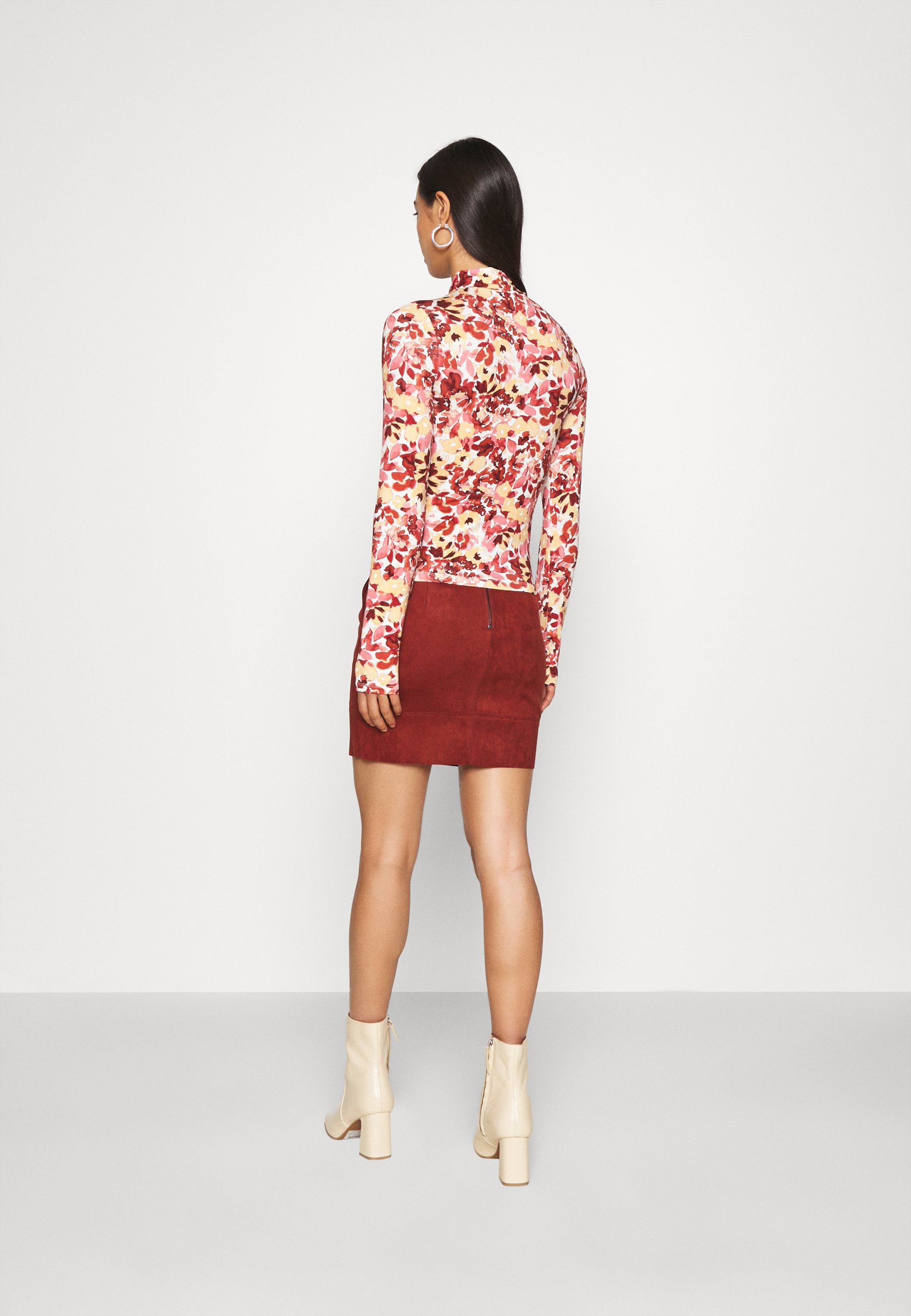 Gina Tricot DORSIA Topper langermet multi colouredrosa Gina Tricot DORSIA - Topper langermet - black/orange