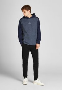 Jack & Jones JPSTWILL JJNEWBASIC  - Pantalones deportivos - black