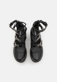 LAMODA BE CONSCIOUS - Platform magas sarkúk - black