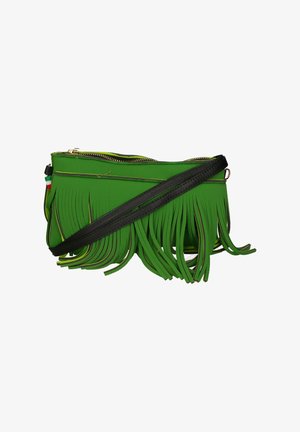 Borsa a tracolla in pelle verde con frange e tracolla nera, dotata di chiusura con zip e dettagli di cucitura gialla. Design compatto rettangolare.
