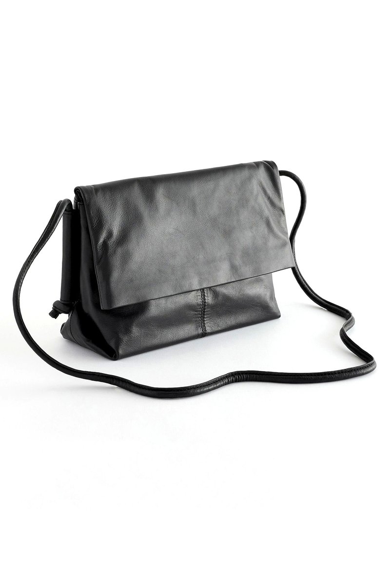 Next LEATHER FOLD OVER CROSSBODY BAG Umhängetasche black/schwarz