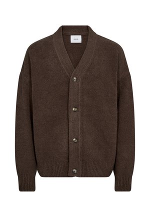 Brun cardigan med knapper, ribstrikkede manchetter, kant og V-udskæring, lavet af blødt tekstureret stof.