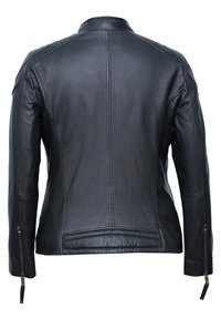 Schwarze Lederjacke mit einer eleganten, strukturierten Oberfläche. Verfügt über einen Stehkragen, gepolsterte Schultern und Reißverschlussärmel. Schlichte Nahtdetails.