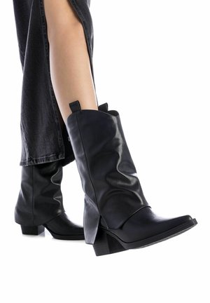 XTI Botas camperas - black