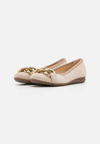 Gabor Comfort Klassischer Ballerina - oak/gold