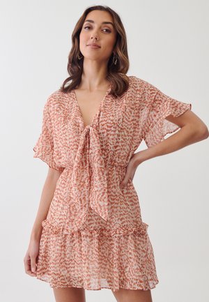 LUCINDA  - Day dress - nude/white