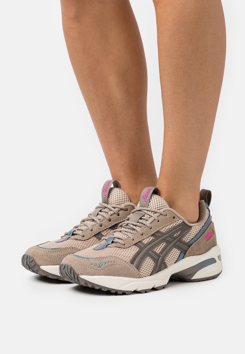 CC 26s Casual Sneakers Taupe Sliver Fabric Cowhide 626383