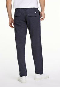 Lindbergh Pantalones - dk navy