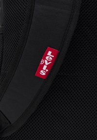 Levi's® BOX LOGO BACKPACK PENCIL UNISEX - Mochila escolar - black