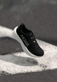 Επιλέχθηκε, black/white