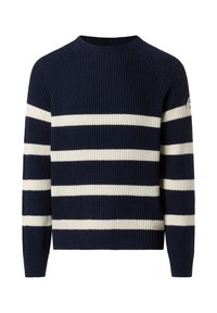 Jersey de punto de color azul marino con rayas horizontales blancas, cuello redondo y mangas largas. Presenta un pequeño logo en la parte superior de la manga.