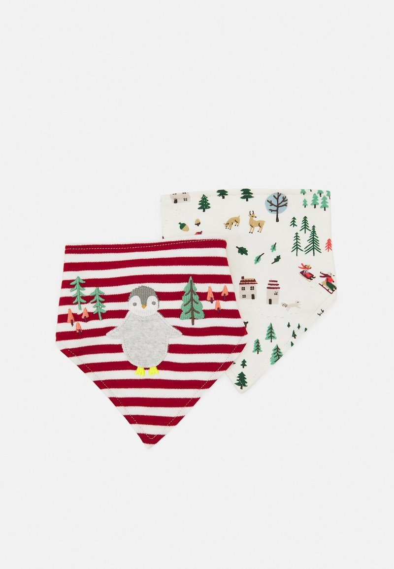 Conjunto de dois babetes bandana: um com riscas vermelhas e brancas com um pinguim e árvores; o outro branco com um padrão inspirado na natureza, apresentando animais e árvores.