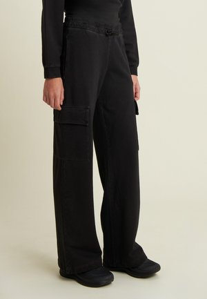 COLD-DYED WIDE - Pantaloni cargo - mottled black