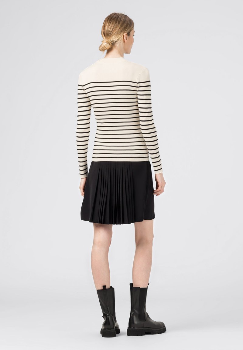 Damen Strickjacken | HALLHUBER Strickpullover schwarz - ES41627 Damen Strickjacken | HALLHUBER Strickpullover schwarz - ES41627