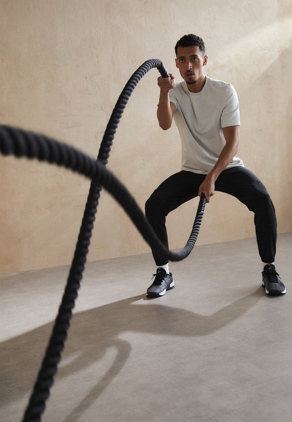 LICENSE TO TRAIN JOGGER - Jogginghose