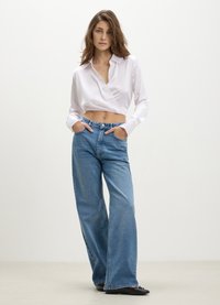 Calliope CROP IN - Blouse - bianco