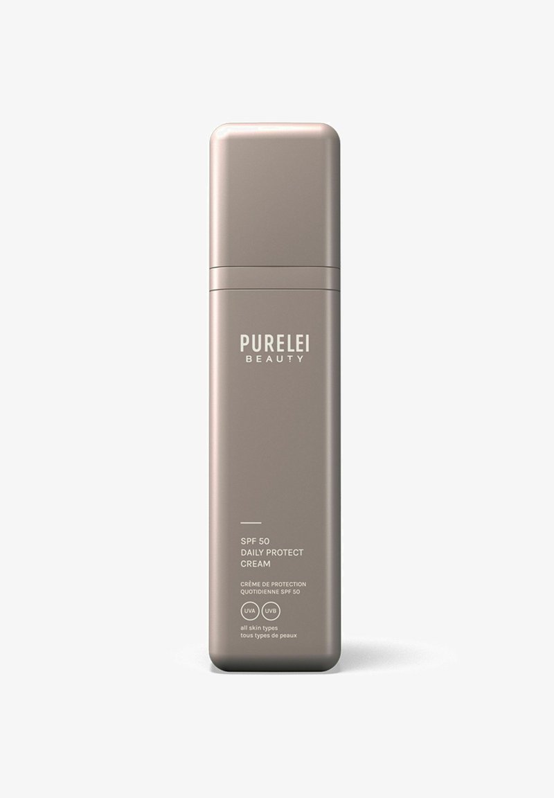 Crèmefles met een slank, rechthoekig ontwerp in matte taupe. Etiket bevat witte tekst, inclusief SPF-gegevens en een pictogram voor UV-bescherming.