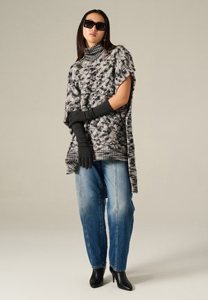 Mantella - grey