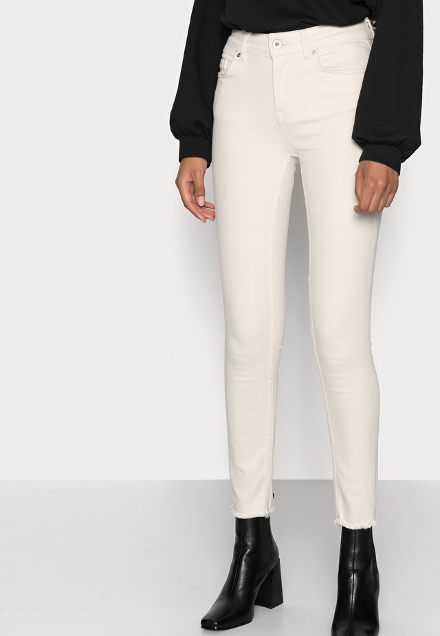 ONLBLUSH RAW - Jeans Skinny Fit - ecru