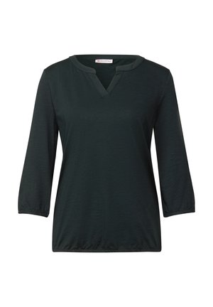 Tmavě zelený top se třičtvrtečnými rukávy a jemným V výstřihem, vyrobený z lehké látky, s pohodlným střihem a hladkou texturou.