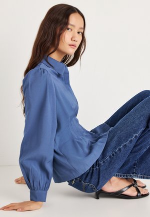 ASANA SHIRT - Blúzka so zapínaním na gombíky - vintage indigo