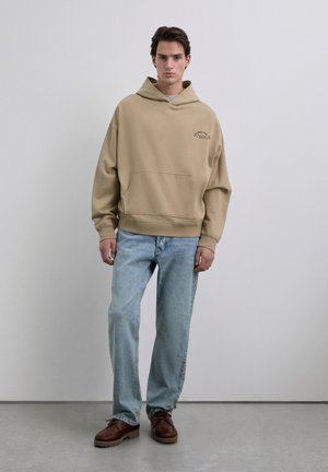 Scalpers Hoodie - camel