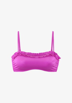 Hellpinkes Bandeau-Bikinioberteil mit dünnen verstellbaren Trägern und einem gerafften Saum entlang des oberen Randes, vor weißem Hintergrund.