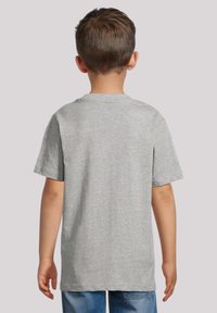 Gray short-sleeve t-shirt with a round neckline, made from soft cotton fabric, featuring a relaxed fit and a smooth texture.