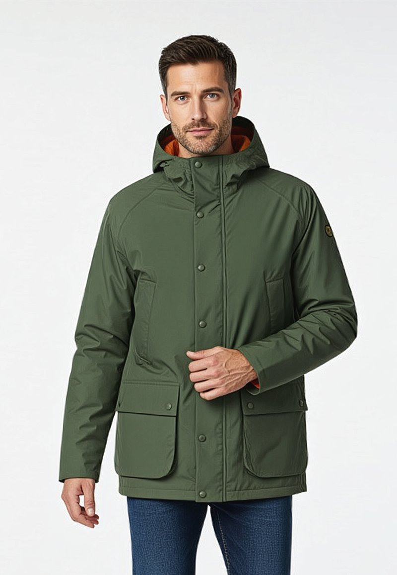 Vihreä vedenpitävä takki, jossa on huppu, napit ja kaksi etutaskua, sekä oranssi vuori. Sileä pinta ja rento istuvuus.