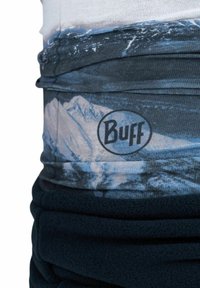 Multifunktionales Halsband in Blautönen mit einem Berglandschaftsprint, weicher schwarzer Fleece-Innenseite und einem Buff-Logo.