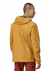 Patagonia BOULDER FORK - Chaqueta Hard shell - gold