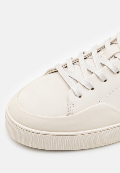 Tiger of Sweden SINNY - Tenisice - offwhite