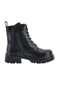 Botas negras de cuero hasta el tobillo con suela gruesa, con ojales dorados, cordones en la parte frontal y una cremallera lateral para un fácil acceso.